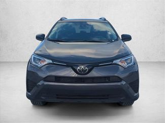 Used 2018 Toyota RAV4 LE video 2