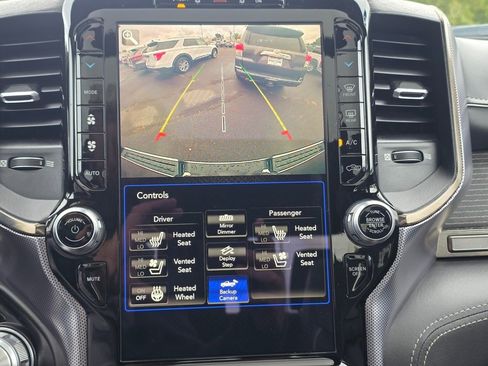 Used 2019 RAM 1500 Limited image 14