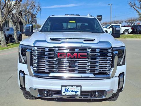 New 2026 GMC Sierra 2500 Denali w/ Denali Reserve Package AWD/4WD image 25