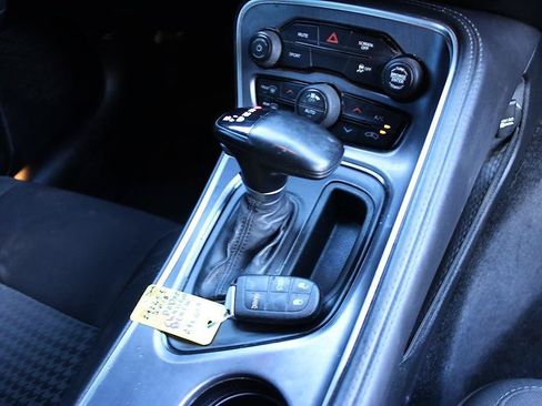 Used 2018 Dodge Challenger SXT RWD image 15