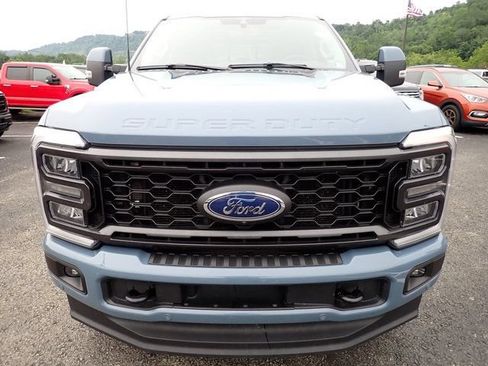 Used 2023 Ford F250 Lariat w/ Lariat Ultimate Package AWD/4WD image 9
