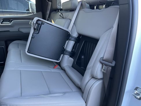 New 2026 GMC Sierra 1500 SLT w/ SLT Premium Package image 14