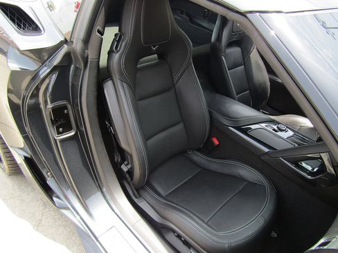 Used 2018 Chevrolet Corvette Grand Sport RWD image 12