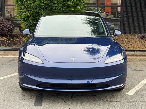 Used 2024 Tesla Model 3 Long Range RWD image 3