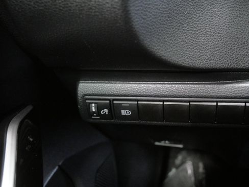 Certified 2021 Toyota Corolla XSE image 27