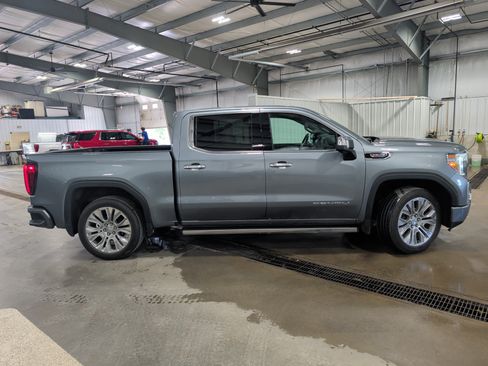 Used 2020 GMC Sierra 1500 Denali w/ Denali Ultimate Package AWD/4WD image 2