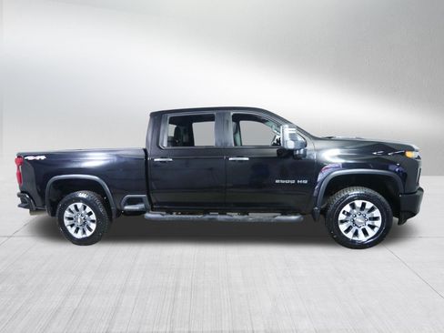 Certified 2022 Chevrolet Silverado 2500 Custom w/ Custom Value Package AWD/4WD image 8