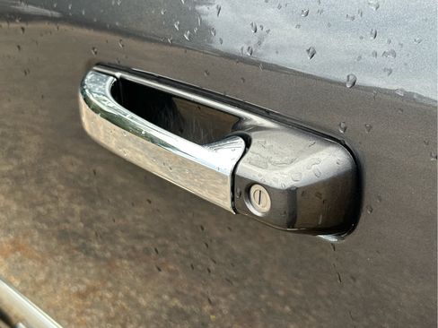 Used 2017 RAM 1500 Laramie w/ Protection Group image 14