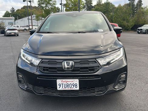Used 2025 Honda Odyssey Sport-L image 5
