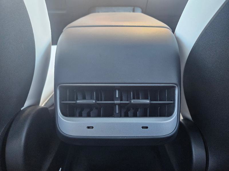 Used 2023 Tesla Model Y Long Range AWD/4WD image 65