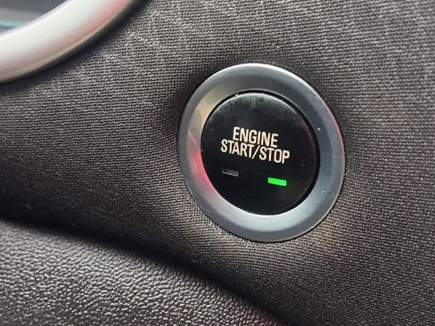 Used 2022 Chevrolet Malibu LT image 14