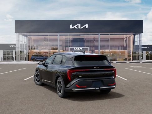 New 2026 Kia K4 EX FWD image 4