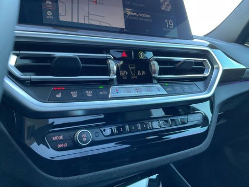 Used 2024 BMW X3 xDrive30i w/ Convenience Package AWD/4WD image 18