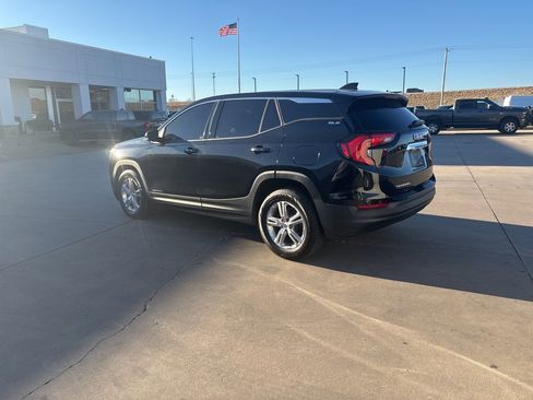 Used 2020 GMC Terrain SLE image 4