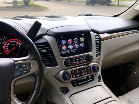 Used 2016 GMC Yukon XL Denali w/ Open Road Package AWD/4WD image 6