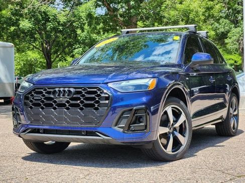 Used 2023 Audi Q5 2.0T Premium Plus w/ Premium Plus Package AWD/4WD image 1
