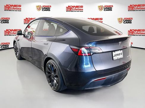 Used 2024 Tesla Model Y Performance AWD/4WD image 2