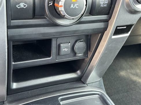 Used 2022 Toyota 4Runner SR5 Premium w/ Moonroof Package RWD image 19