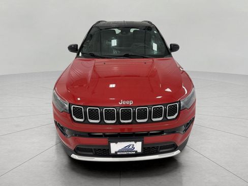 Used 2023 Jeep Compass Limited AWD/4WD image 14