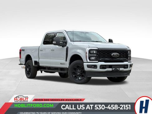 New 2026 Ford F250 Lariat w/ Black Appearance Package image 1