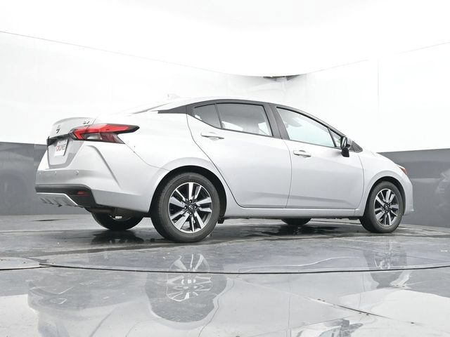 Used 2024 Nissan Versa SV FWD image 41