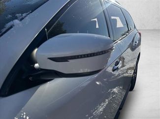 Used 2017 Nissan Pathfinder SV AWD/4WD video 4