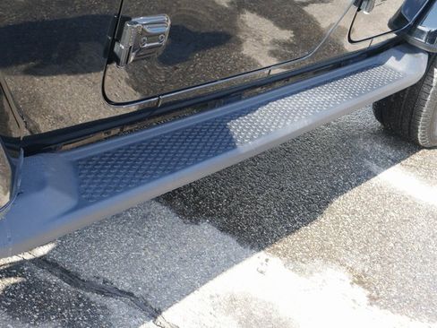 Used 2023 Jeep Wrangler Unlimited Sahara w/ Cold Weather Group image 11