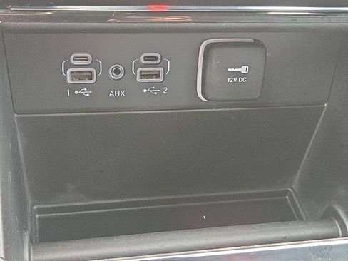 Used 2023 Jeep Grand Cherokee Limited RWD image 47