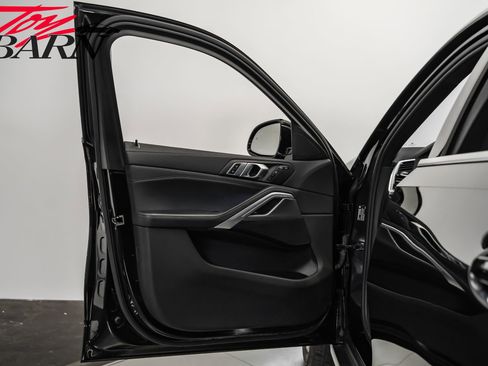 Used 2023 BMW X6 xDrive40i w/ Premium Package image 19