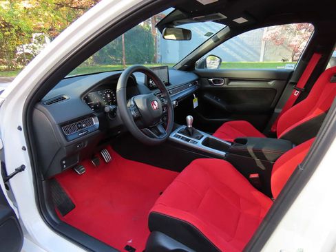 New 2025 Honda Civic Type R image 2