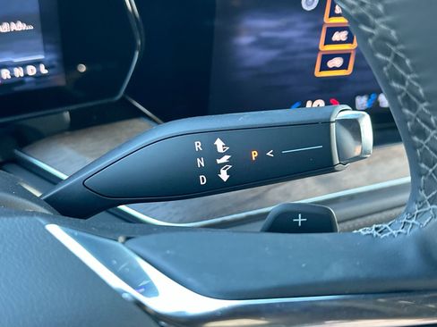 New 2026 Chevrolet Suburban High Country image 20