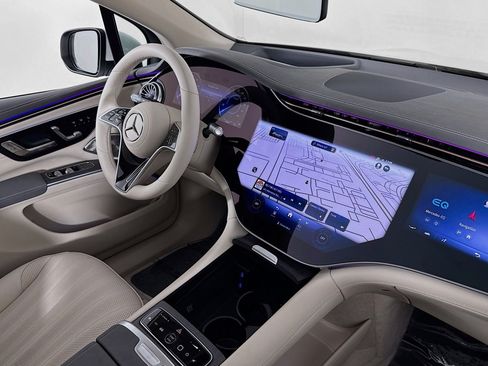 New 2026 Mercedes-Benz EQS 400 4MATIC SUV image 15