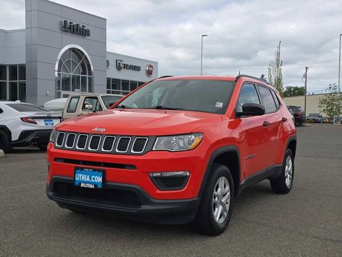 Used 2018 Jeep Compass Sport AWD/4WD image 1
