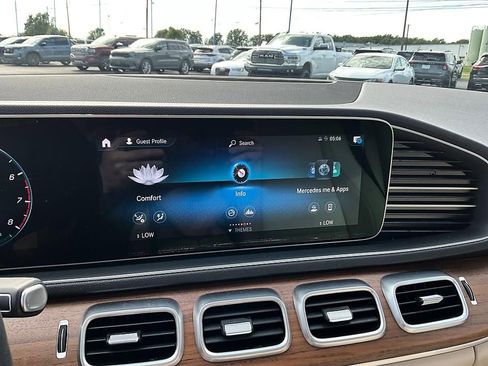 Used 2023 Mercedes-Benz GLE 450 4MATIC image 19