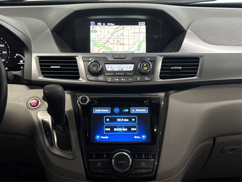Used 2014 Honda Odyssey Touring image 14