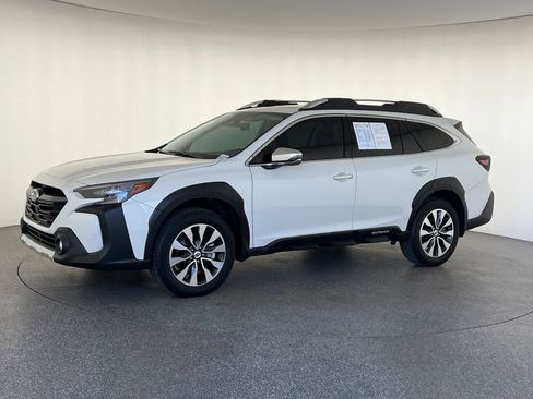 Certified 2023 Subaru Outback Touring XT AWD/4WD image 9