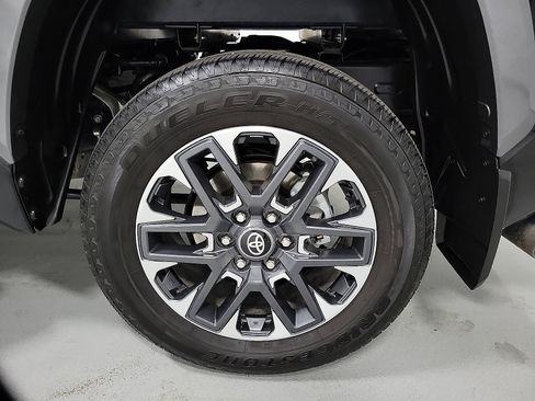 Used 2025 Toyota Tundra Limited image 20