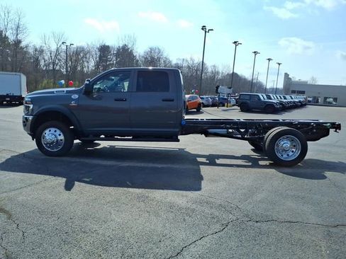 New 2026 RAM 5500 Tradesman image 4