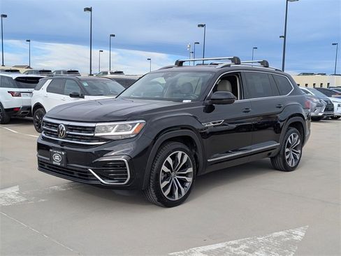 Used 2022 Volkswagen Atlas SEL Premium image 1
