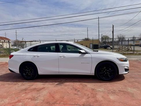 Used 2023 Chevrolet Malibu LT FWD image 4