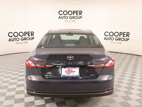 Used 2025 Toyota Camry LE FWD image 20