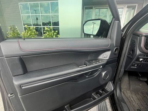 Used 2022 Ford Expedition Max Limited AWD/4WD image 11