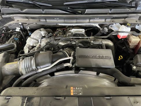 Used 2024 GMC Sierra 2500 AT4 w/ AT4 Premium Plus Package AWD/4WD image 13