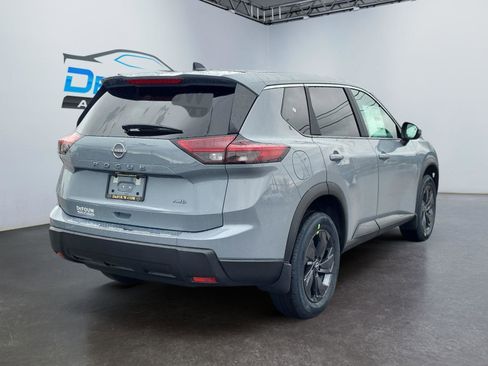 New 2026 Nissan Rogue SV w/ Cold Weather Package AWD/4WD image 3