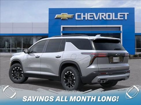 New 2027 Chevrolet Traverse Z71 w/ Driver Confidence Package AWD/4WD image 3