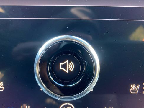 New 2026 GMC Yukon XL AT4 Ultimate w/ LPO, Floor Liner Package image 17