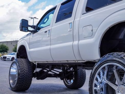 Used 2015 Ford F350 Platinum AWD/4WD image 32