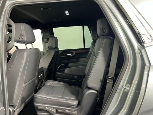 Used 2025 GMC Yukon Denali image 27