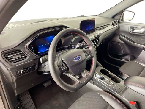 Used 2025 Ford Escape ST-Line Select AWD/4WD image 22