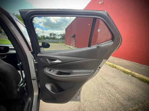 Used 2025 Buick Encore GX Preferred AWD/4WD image 26
